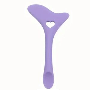 4 in 1 Silicone Eyeliner‎ Stencil (Purple)